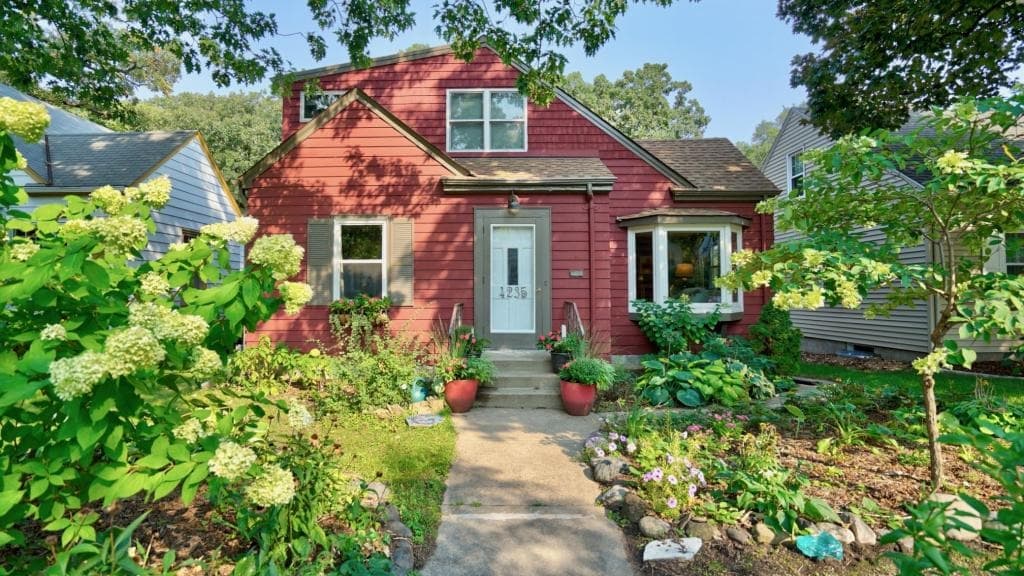Renovated: 4235 19th Avenue S in Minneapolis (Standish)—a property defined by its 3 Bed • 2 Bath • 1,806 SqFt.