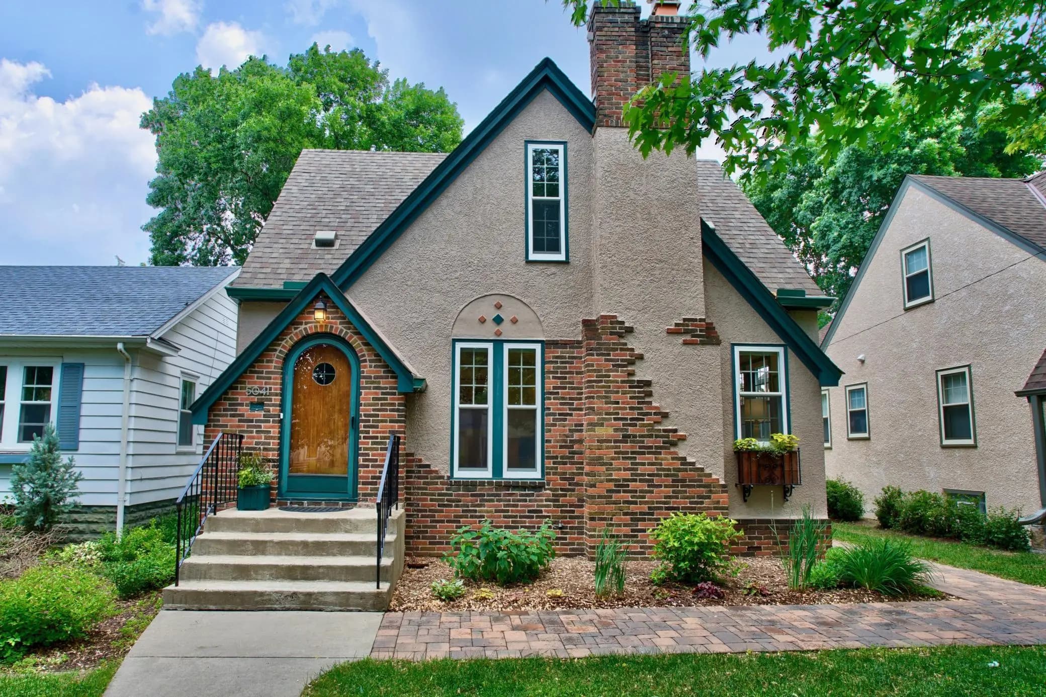 Multiple Offers: 5041 14th Avenue S in Minneapolis (Hale)—a property defined by its 3 Bed • 3 Bath • 2,593 SqFt.