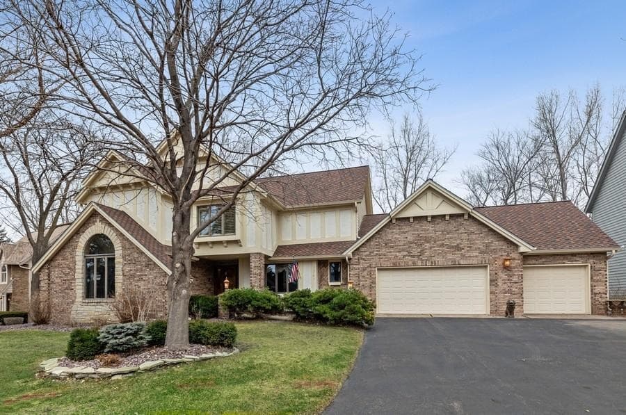 Custom Build: 13791 Guild Avenue in Apple Valley—a property defined by its 4 Bed • 4 Bath • 4,607 SqFt.